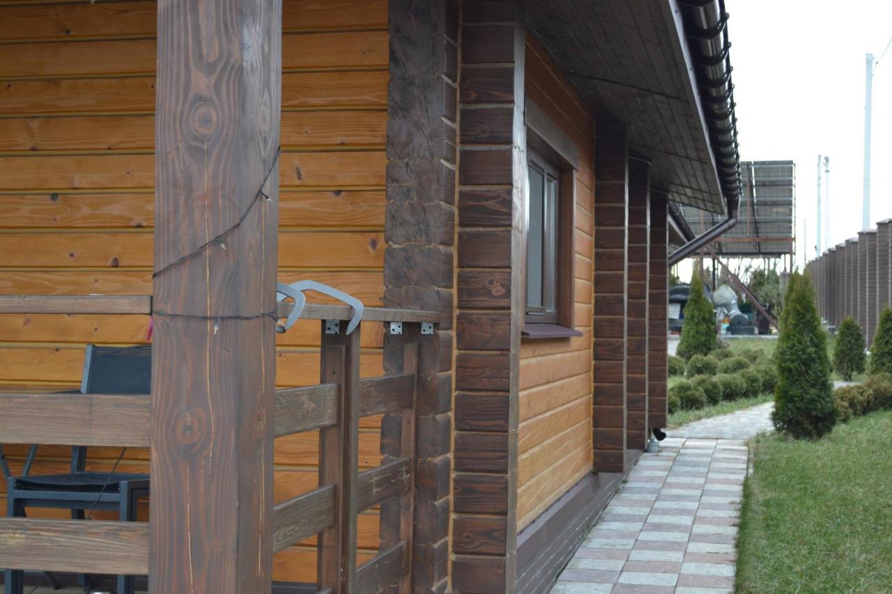 Хомене Villa Rzhyshchiv Luaran gambar